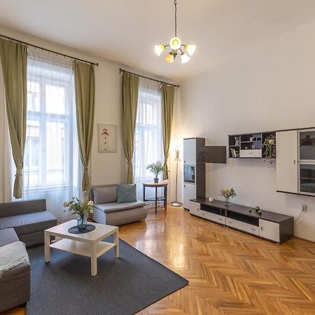Raday Corner Apartment بودابست المظهر الخارجي الصورة